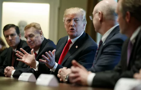 Las presiones y el caos afectan al presidente Donald Trump 