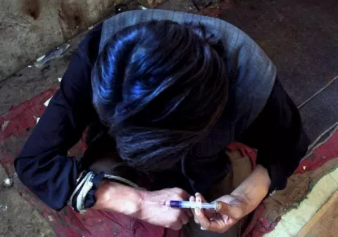 Aumento de muertes por sobredosis de drogas preocupa a Estados Unidos