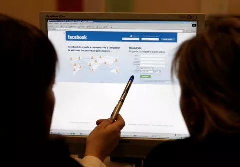 Facebook investiga masiva filtración de datos de 50 millones de usuarios