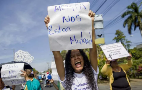 Se declara culpable hombre que intoxicó por la vagina a su exmujer en Nicaragua