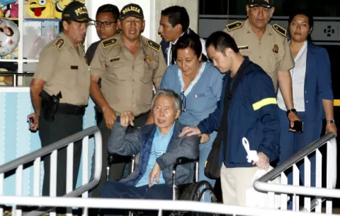 Hospitalizan a Alberto Fujimori por taquicardia y una deshidratación