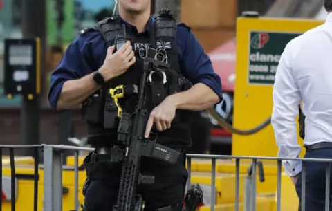 Comienza juicio a terrorista que puso bomba en estación del metro en Londres