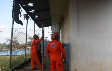 Suspenden clases en colegio PPS por voladura de techo 