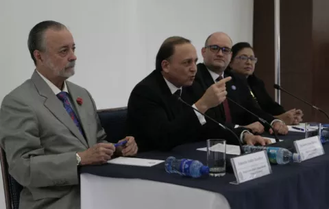 Procurador de la administración considera inconstitucional veda electoral