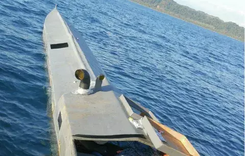 Narco submarino fue abandonado por traficantes cerca de Punta Burica 