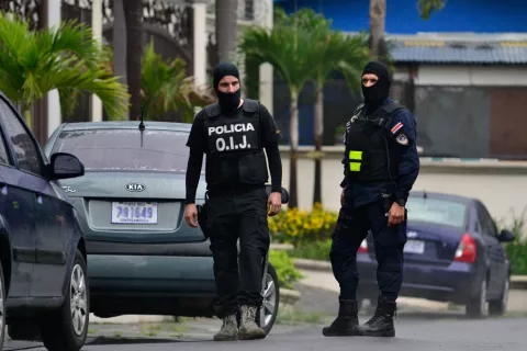 Capturan a mujeres que explotaban sexualmente a panameñas en Costa Rica