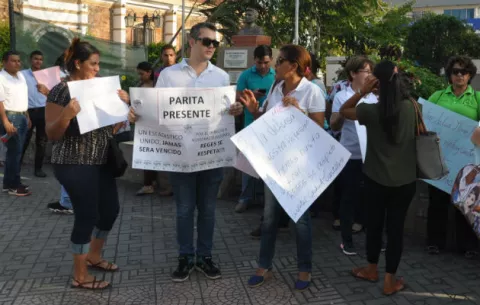 Personal de estadística del Minsa y de la CSS en Herrera anuncian huelga 
