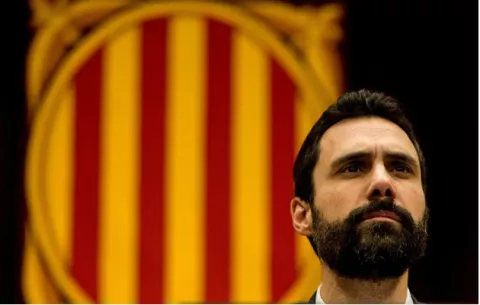 Parlamento catalán exige derecho de Puigdemont a ser presidente regional