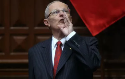 Retirará su dimisión si Congreso no acepta los términos de su renuncia