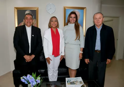 Presidenta de la Asamblea pide mediación de la iglesia en confrontación con el Ejecutivo