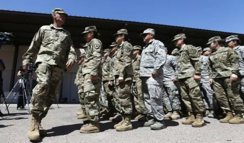 Arizona envía  unos 225 soldados de la Guardia Nacional a la frontera
