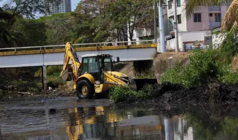 Trabajos de dragado, en un 60% de avance