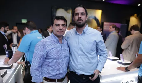 Coctel de bienvenida de un nuevo teléfono 