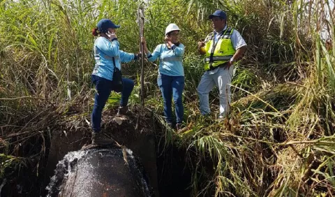 Varios puntos de la ciudad se quedan sin agua