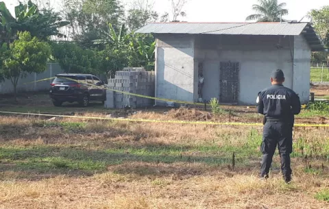 Tres aprehendidos por homicidio de comisionado de la policía