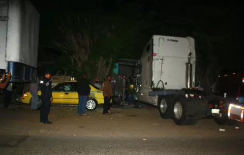 Cabezal de un camión iba cargado de droga en La Mitra de La Chorrera