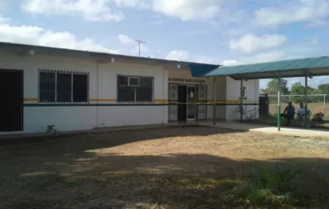 Delincuentes hurtan en Centro de Salud de La Colorada