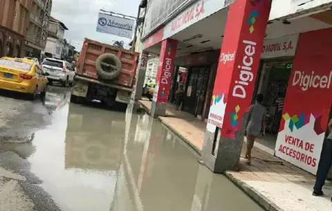 Comerciantes colonenses piden que gobierno y gremios renueven diálogo 
