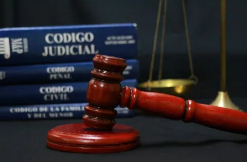 Condenan a un hombre a 13 años de cárcel por matar a su propio hermano