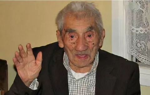 Muere a los 121 años el considerado en Chile hombre más longevo 