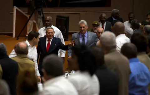 Miguel Díaz-Canel es elegido nuevo presidente de Cuba