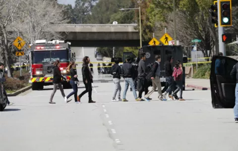 Al menos un muerto y cuatro heridos en un tiroteo en la sede de YouTube en San Bruno