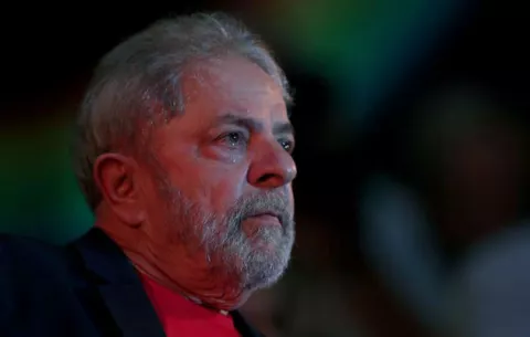 Lula tiene hasta el martes para último recurso que evitaría ir a la cárcel