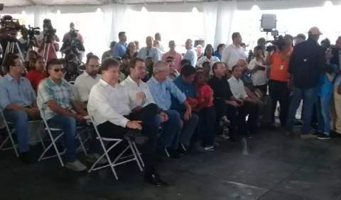 Gobierno contesta en forma desafiante a nuevo llamado a huelga