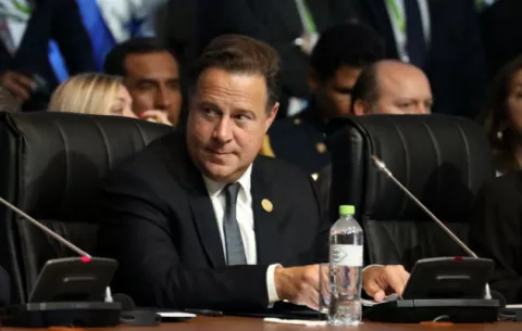 Maduro afirma que hay contactos para restablecer las relaciones con Panamá