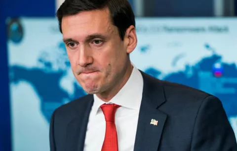 Renuncia asesor de Seguridad Interna de Trump