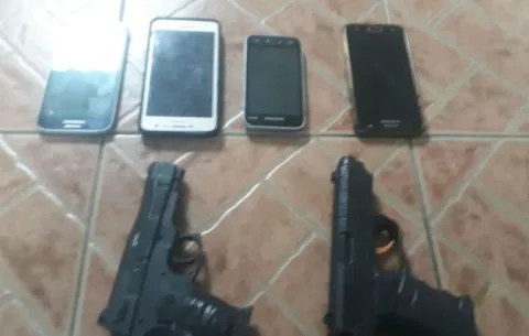 Atrapan a sujetos que robaban con pistolas de juguete en Bella Vista