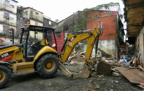 Colonenses adeudan un millón de dólares por tasa de aseo 