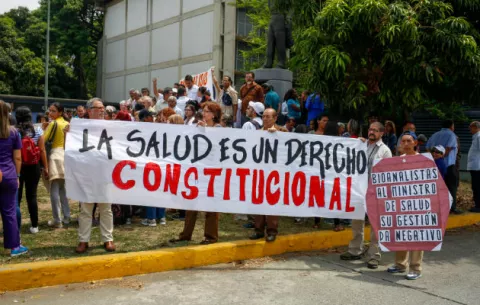 Embajada de EE.UU. en Venezuela pide a Maduro permitir "ayuda humanitaria"