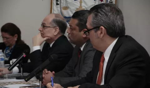 Darán 'lista cerrada' de aspirantes a magistrados a Varela