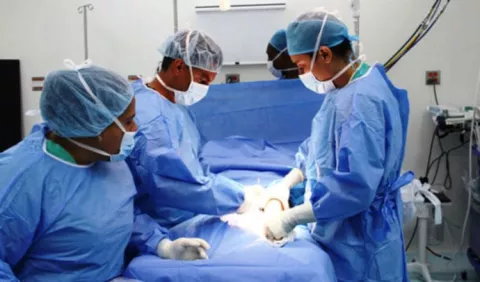 Mujeres se benefician con esterilización