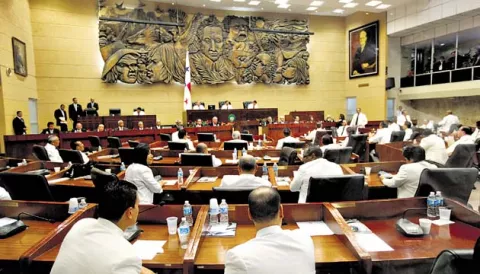 Corte Suprema  admite amparo de garantías presentado por la AN