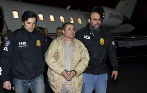 Ni la fiscalía ni la defensa de "El Chapo" citarán a Sean Penn como testigo en juicio