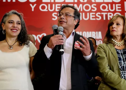 Candidatos a la Presidencia de Colombia siguen sumando alianzas