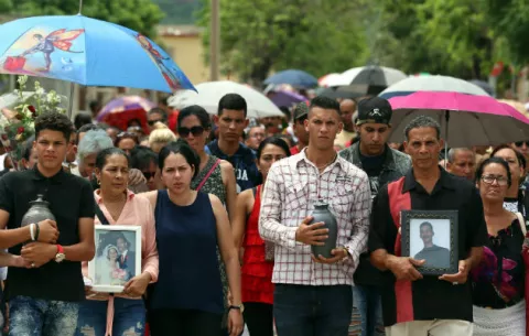 Concluye la identificación de las víctimas. Publican videos del accidente