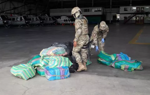 Incautan paquetes de droga en Archipiélago de Las Perlas y Puerto de Balboa