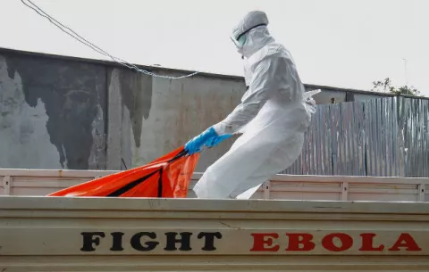 La RD del Congo redobla sus esfuerzos contra un nuevo brote de ébola 