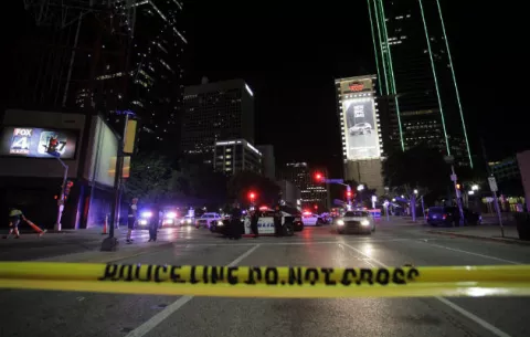 Identifican al autor del tiroteo de Texas como familiar de las víctimas