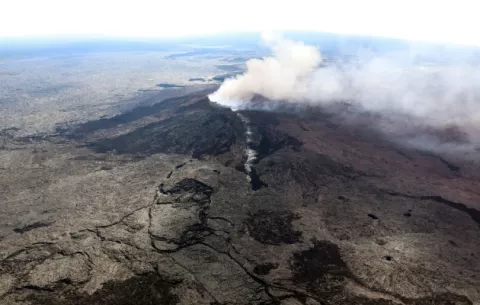 Pánico por el movimiento de magma por debajo del volcán Kilauea en Hawái