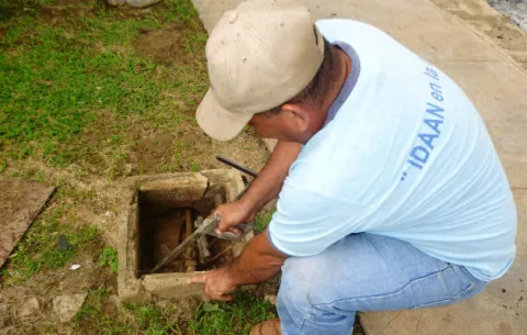 Cortarán suministro de agua a chitreanos morosos
