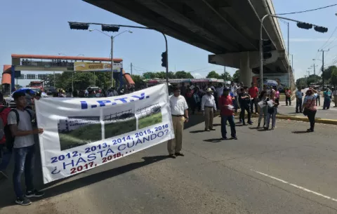 IPTV cierra los cuatro paños de la vía en Santiago