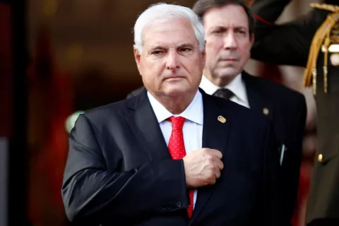 Martinelli pide a sus seguidores que oren por él y por el país