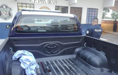 Matan a menor de una puñalada por meterse a una casa