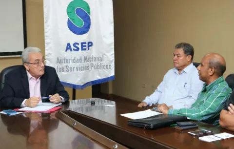 ASEP extiende conversatorio sobre propuesta de paneles solares
