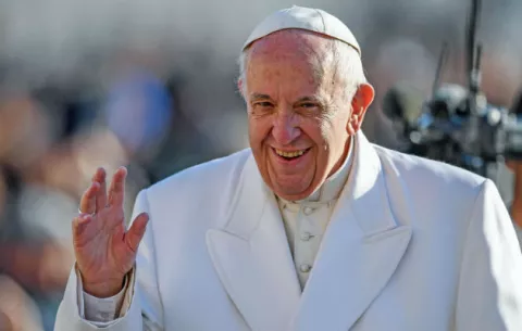 El papa creará 14 nuevos cardenales, algunos de Bolivia, Perú y México