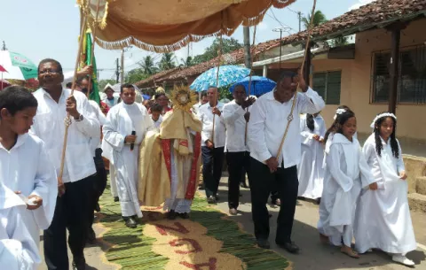  Todo listo para el Corpus Christi en Parita 
